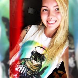 Meet your Posher, Teyler